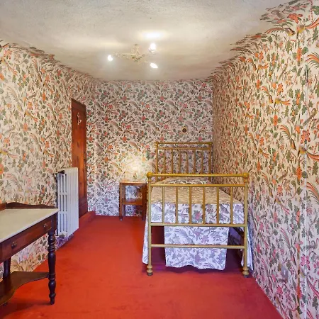 Cosy In With Swimming Pool Borgo San Lorenzo